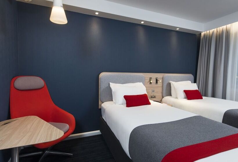 اتاق استاندارد, Holiday Inn Express   Glasgow Airport, An Ihg