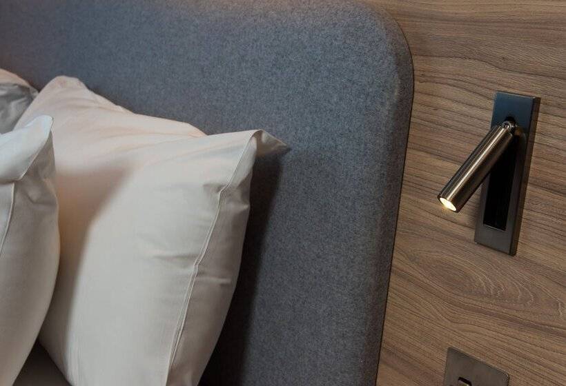 اتاق استاندارد, Holiday Inn Express   Glasgow Airport, An Ihg