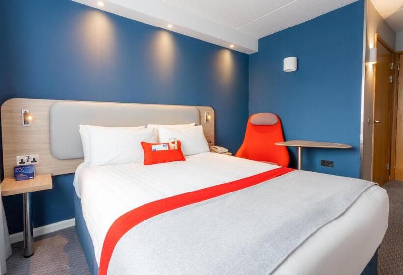 Quarto standard, Holiday Inn Express  Glasgow  City Ctr Theatreland