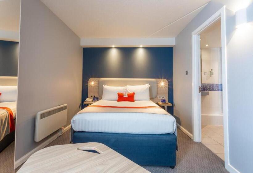 Quarto standard, Holiday Inn Express  Glasgow  City Ctr Theatreland