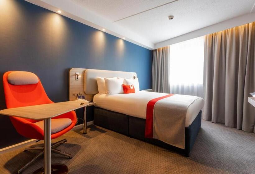 اتاق استاندارد با تخت بزرگ, Holiday Inn Express   Glasgow   City Ctr Theatreland, An Ihg