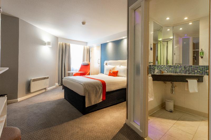 اتاق استاندارد با تخت بزرگ, Holiday Inn Express   Glasgow   City Ctr Theatreland, An Ihg