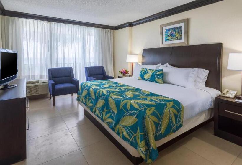 سوئیت جونیور با چشم‌انداز باغ, Holiday Inn Resort Montego Bay All Inclusive