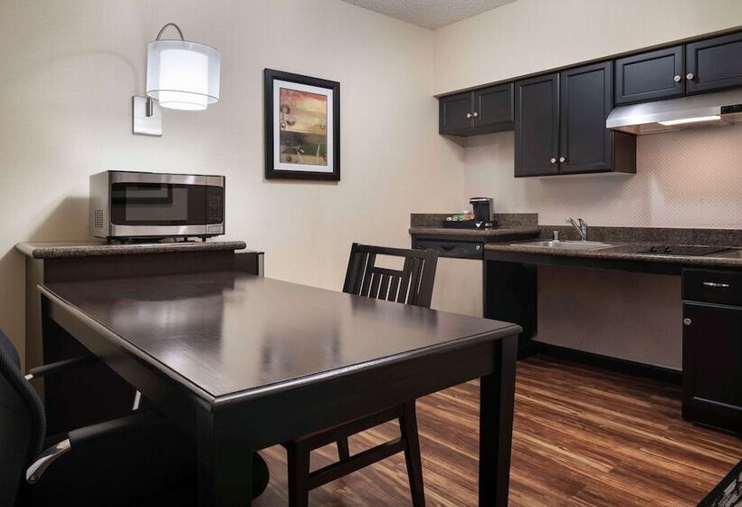 سوئیت برای معلولان, Homewood Suites By Hilton Anaheimmain Gate Area