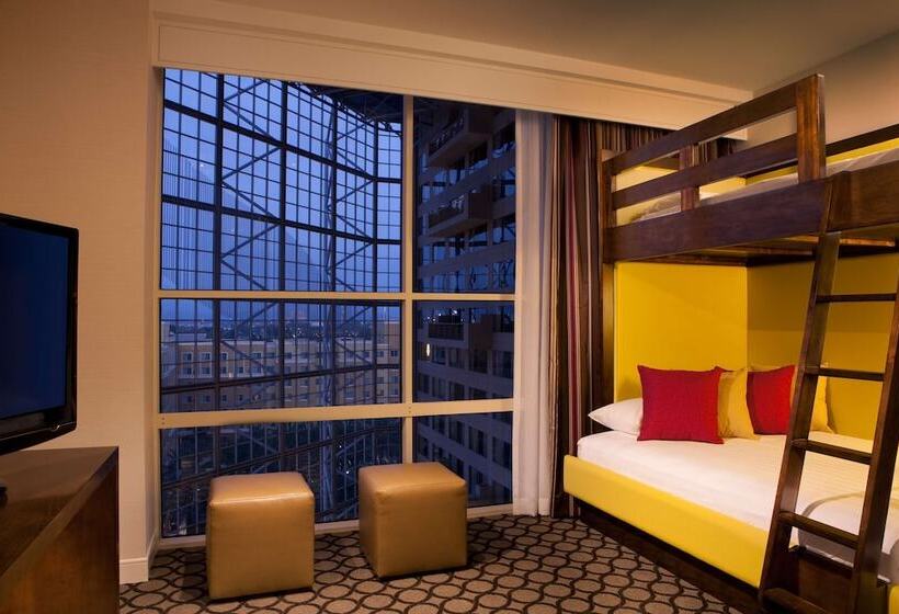 سوییت, Hyatt Regency Orange County