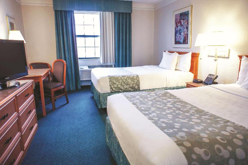 اتاق لوکس, La Quinta Inn By Wyndham Moline Airport