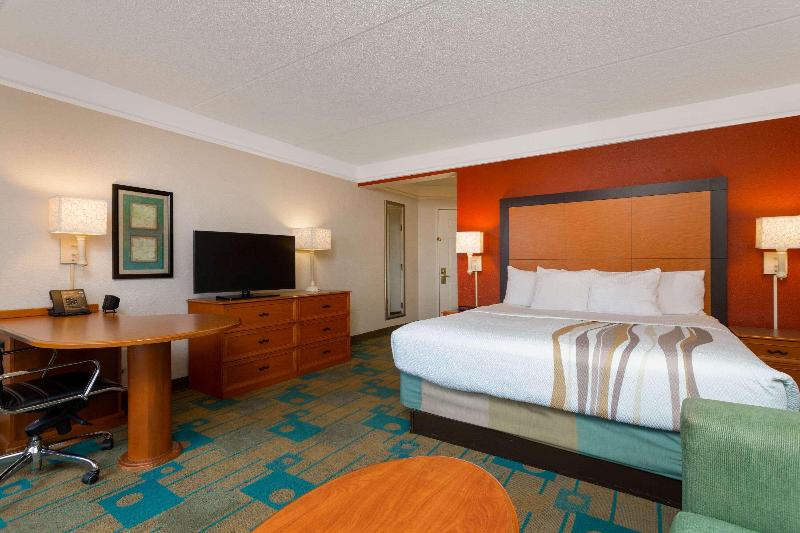 اتاق اجرایی با تخت بزرگ, La Quinta By Wyndham Lakeland West