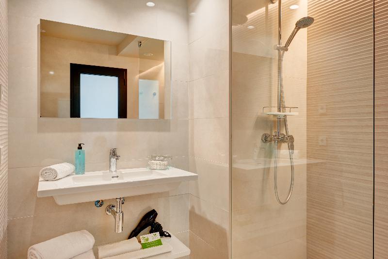 标准单人间, Neat Hotel Avenida
