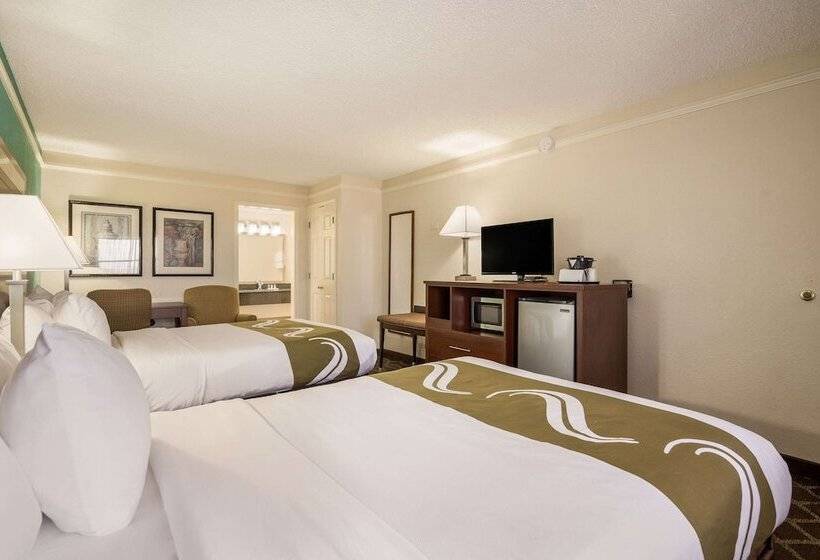 اتاق استاندارد با 2 تخت دوبل, Quality Inn Tulsa Central