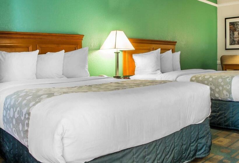 اتاق استاندارد با 2 تخت دوبل, Quality Inn Tulsa Central