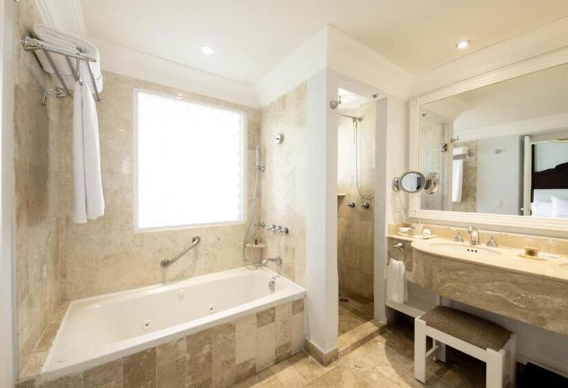 اتاق لوکس, Royal Hideaway Playacar All Inclusive Adults Only Resort