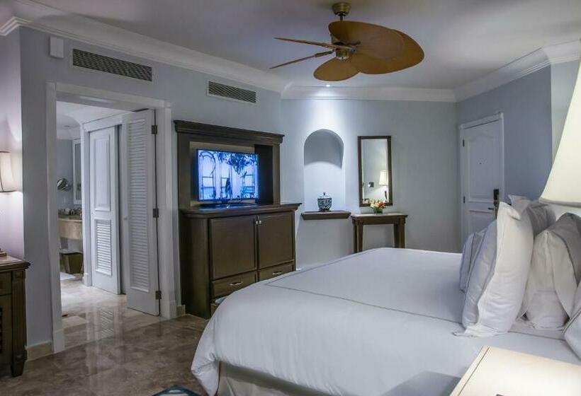 Habitación Deluxe con Vistas, Royal Hideaway Playacar  Adults Only  All Inclusive