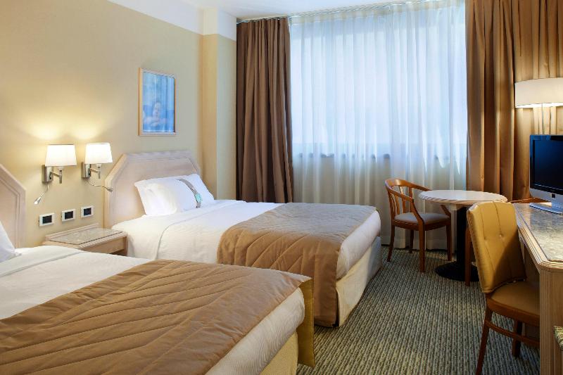 اتاق سوپریور با چشم‌انداز دریا, The Galmont Hotel & Spa