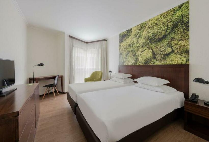 标准间, Neat Hotel Avenida