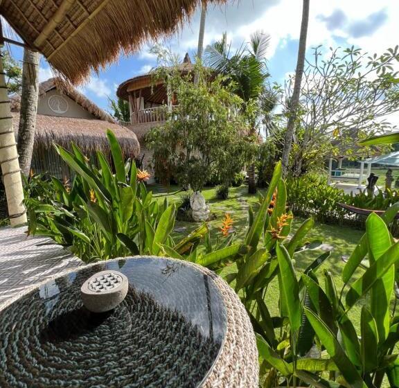 بانگلوی لوکس, Coco Verde Bali Resort