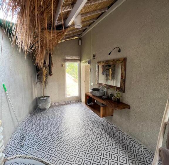 بانگلوی لوکس, Coco Verde Bali Resort