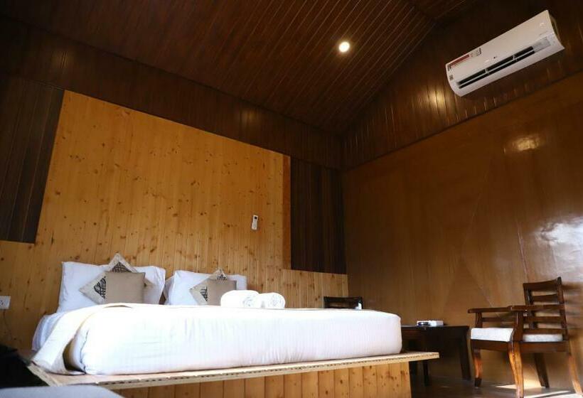 اتاق لوکس, Skywood Resort Shoghi