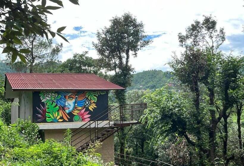 اتاق لوکس, Skywood Resort Shoghi