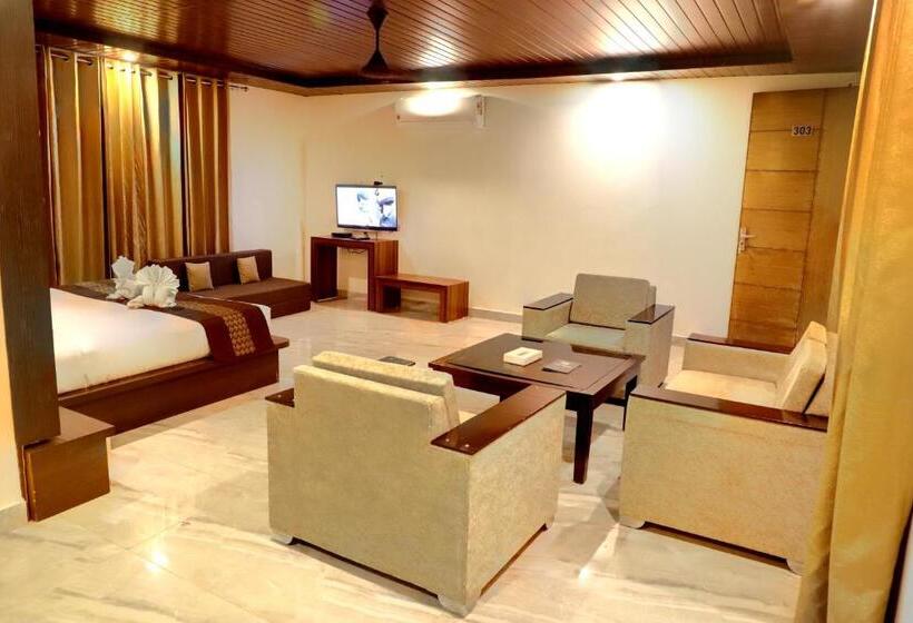 سوئیت پرزیدنت, Skywood Resort Shoghi