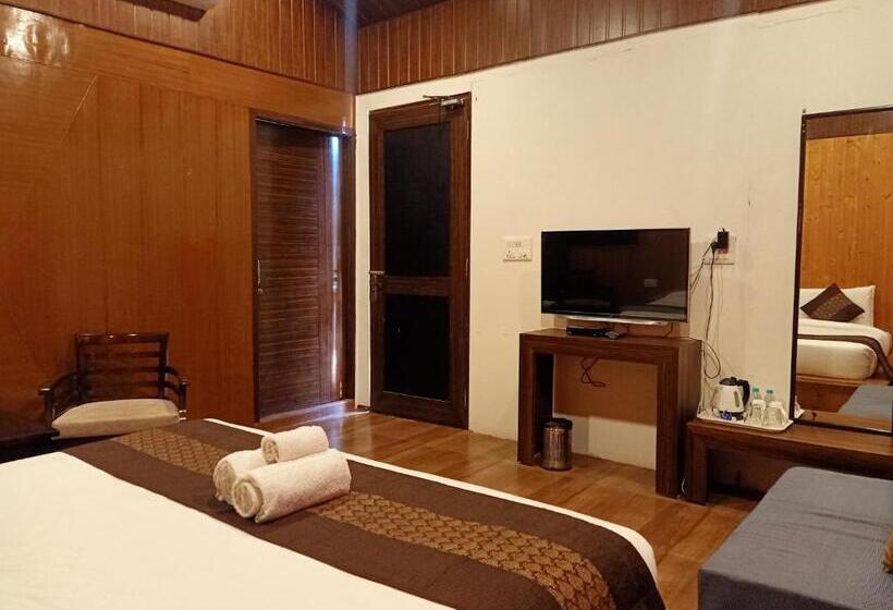 سوئیت پرزیدنت, Skywood Resort Shoghi