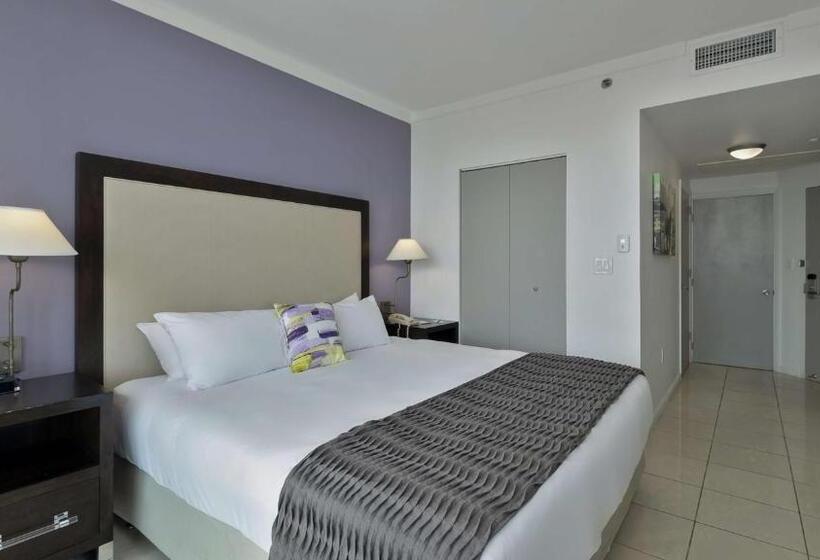 Standard Room Double Bed City View, Arya Bw Premier Collection