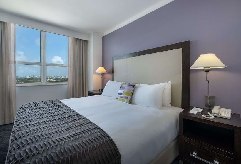 Standard Room Double Bed City View, Arya Bw Premier Collection