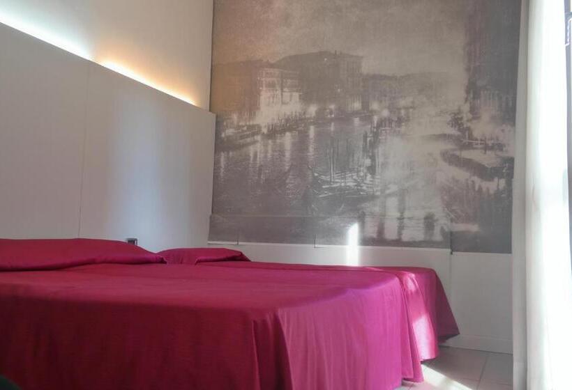 اتاق استاندارد یک نفره, City Of Art Venice Lloyd