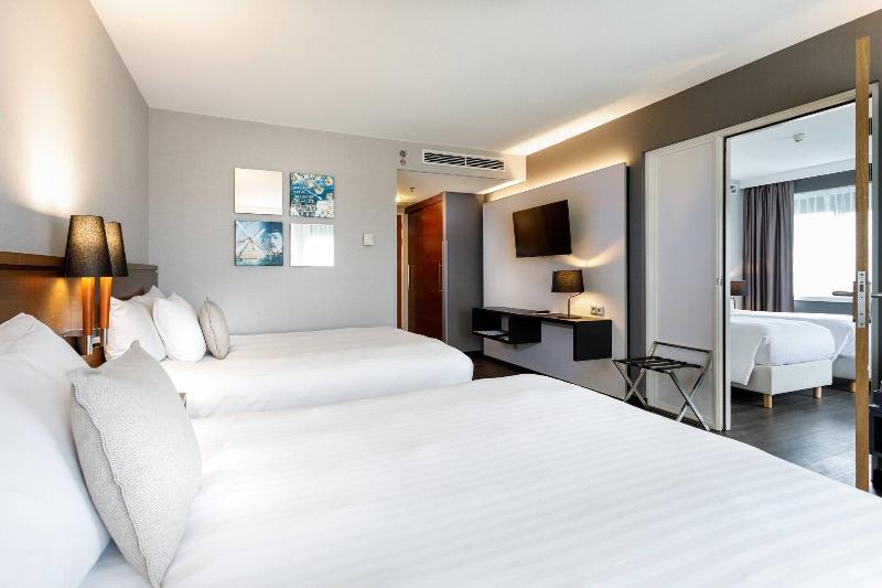 اتاق خانوادگی, Courtyard By Marriott Amsterdam Airport