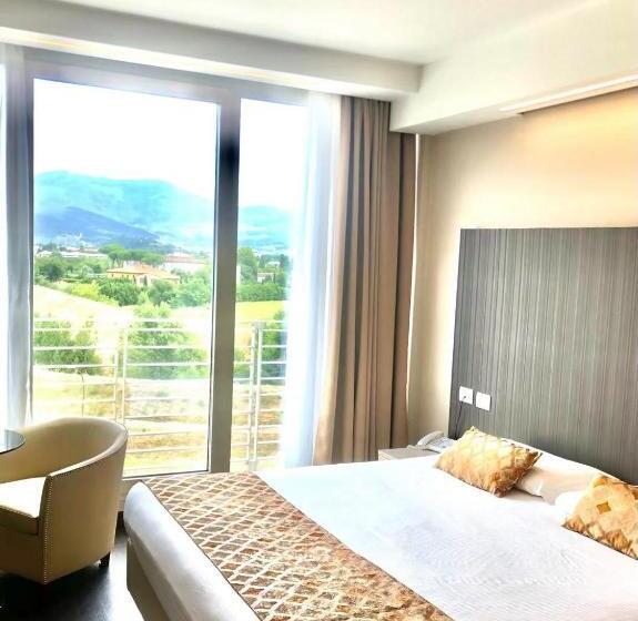 Habitación Superior, Datini