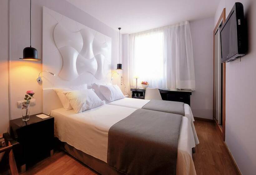 Chambre Standard, Evenia Rocafort