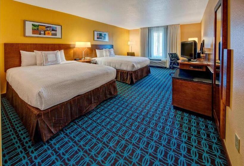 Habitación Estándar, Fairfield Inn & Suites Orlando Near Universal Orlando Resort