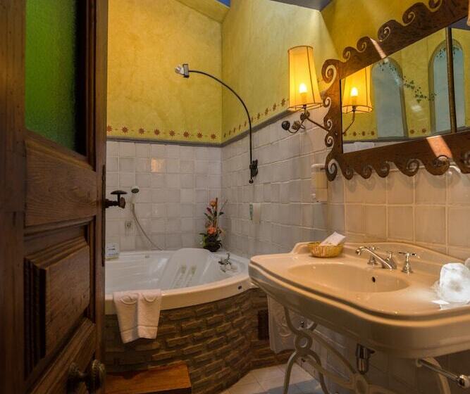 Standard Room with Hot Tub, Hospederia Senorio De Casalarreina
