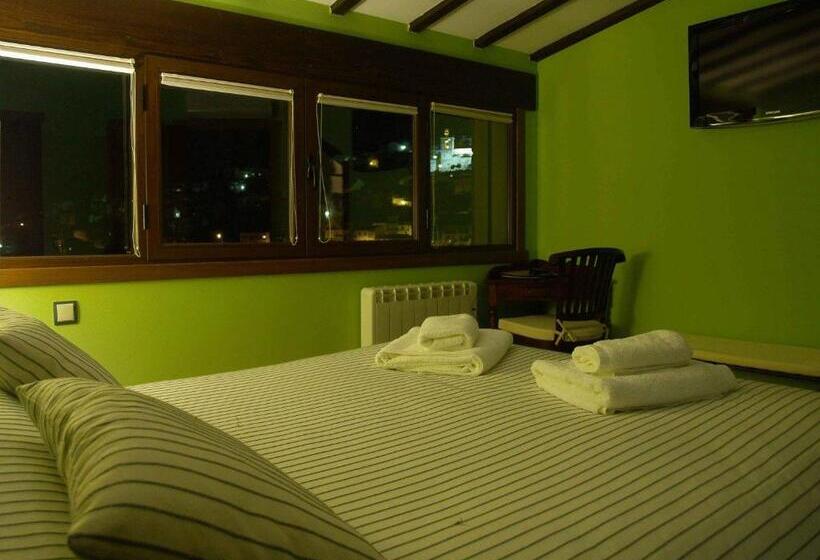 Superior Room with Terrace, Hostal El Cerro Only Adults
