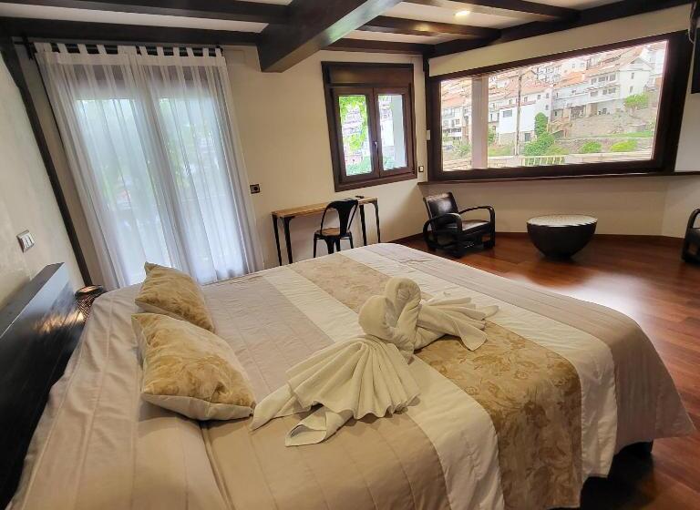 Deluxe Suite King Bed, Hostal El Cerro Only Adults