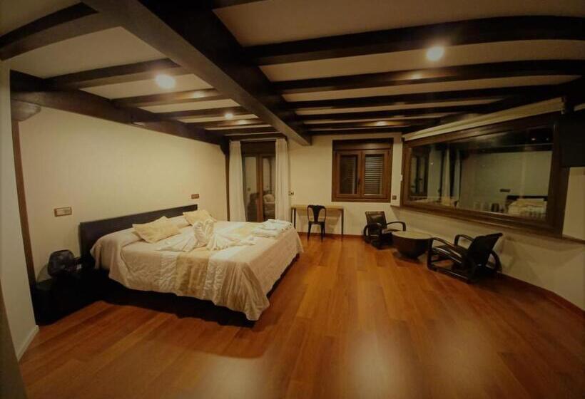 سوییت جونیور با چشمانداز استخر, Hostal El Cerro Only Adults