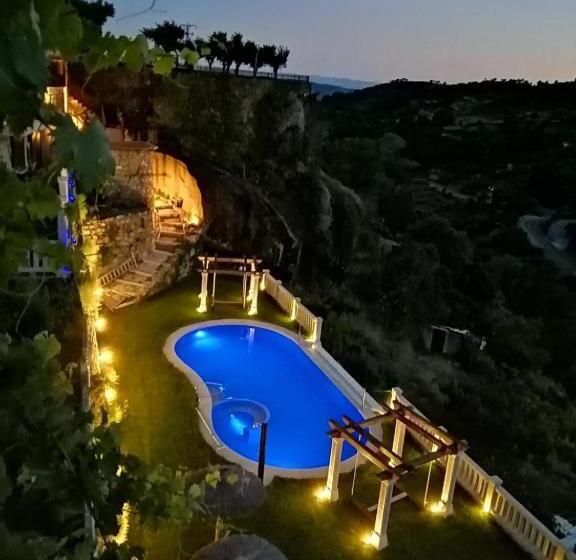 سوییت جونیور با چشمانداز استخر, Hostal El Cerro Only Adults