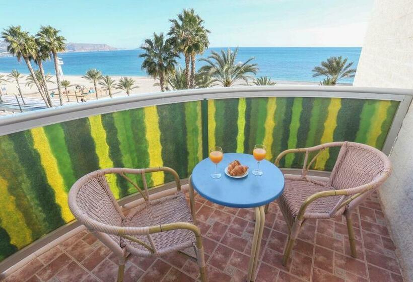 اتاق اساندارد با چشم‌انداز جانبی به دریا, Kaktus Hotel Kaktus Albir