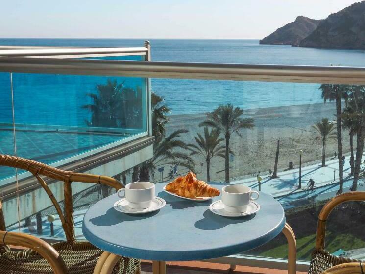 اتاق استاندارد سه نفره, Kaktus Hotel Kaktus Albir