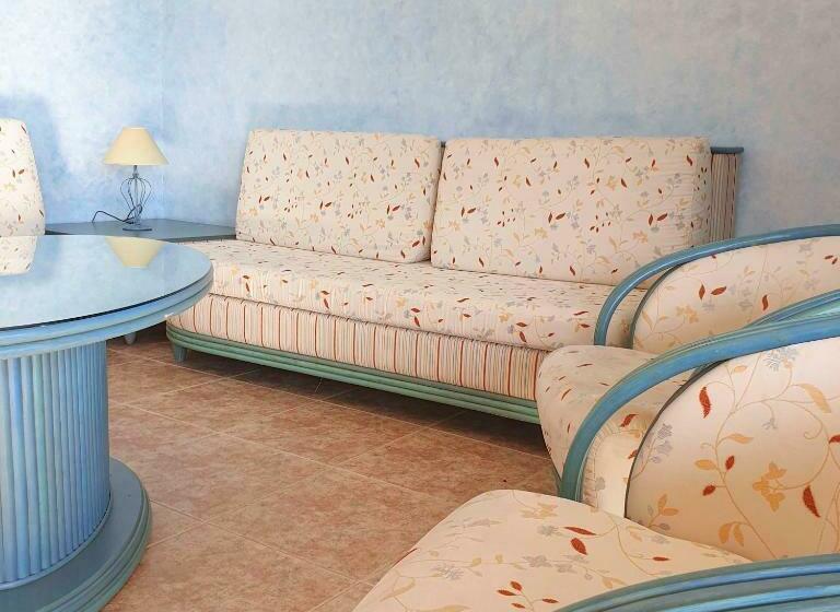 سوییت جونیور با چشم‌انداز دریا, Kaktus Hotel Kaktus Albir