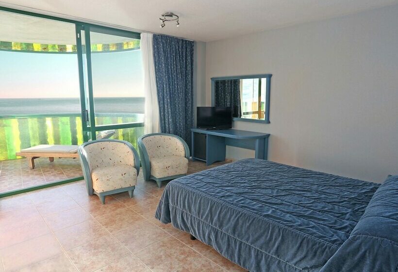 سوییت جونیور با چشم‌انداز دریا, Kaktus Hotel Kaktus Albir