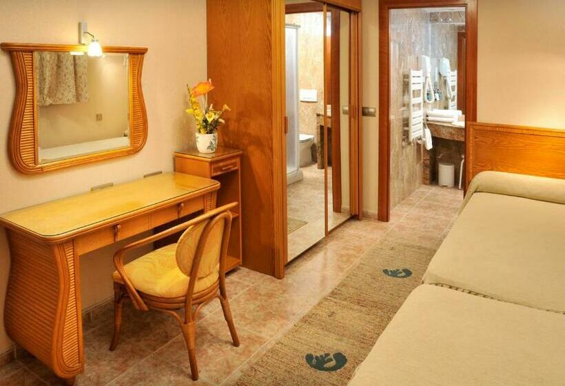 سوییت لوکس, Kaktus Hotel Kaktus Albir