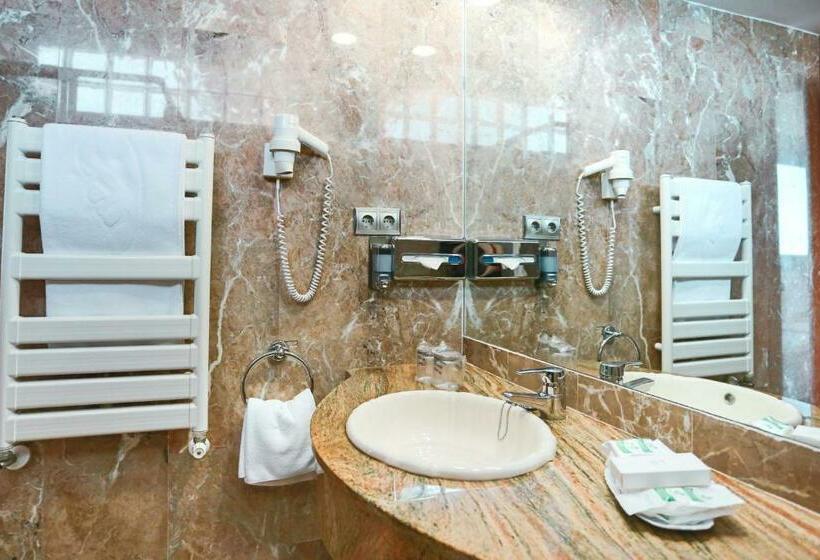 سوییت لوکس, Kaktus Hotel Kaktus Albir