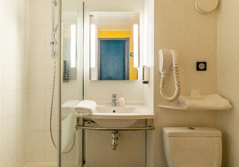 اتاق اجرایی با تخت بزرگ, London Heathrow Marriott