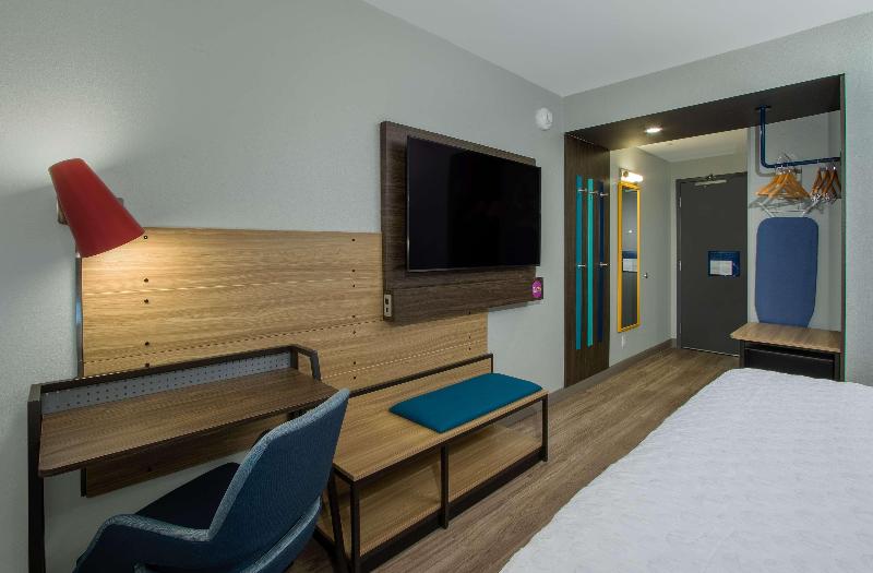 اتاق کلاب, London Heathrow Marriott