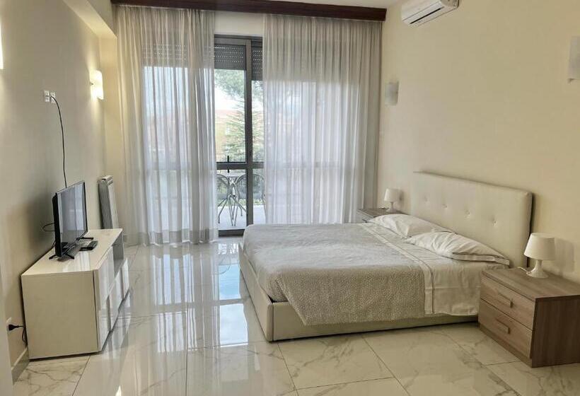 اتاق سوپریور, Parco Tirreno