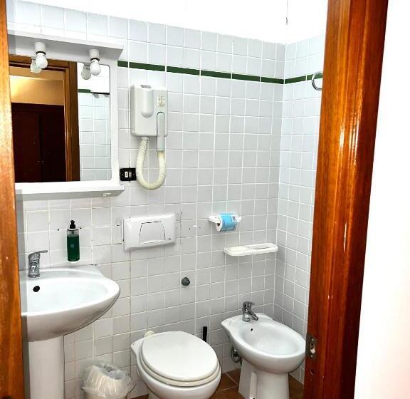 Economy Quadruple Room, Parco Tirreno