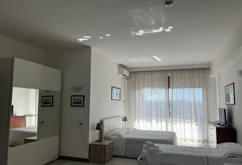 اتاق سوپریور چهار تخته, Parco Tirreno