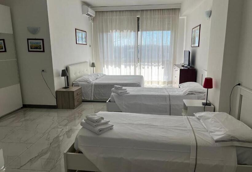 اتاق سوپریور چهار تخته, Parco Tirreno