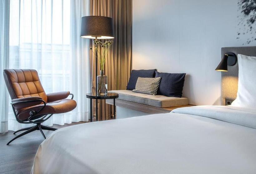 اتاق پریمیوم با چشم‌انداز باغ, Radisson Blu Hotel Köln