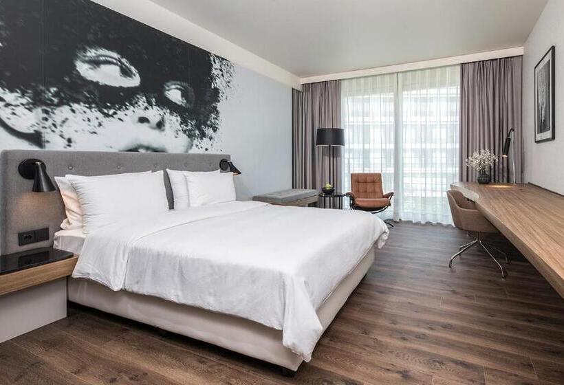 اتاق سوپریور, Radisson Blu Hotel Köln